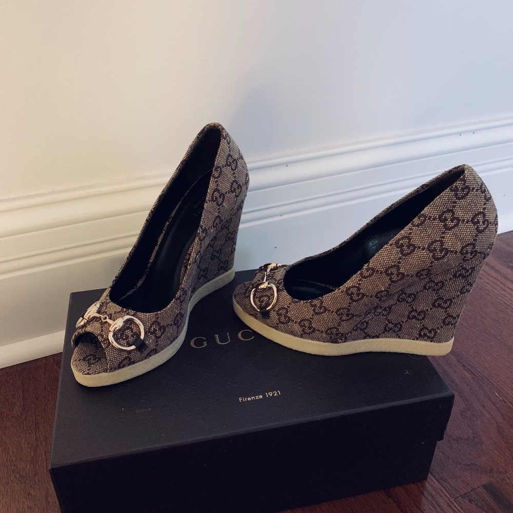 Gucci Logo Printed Wedges